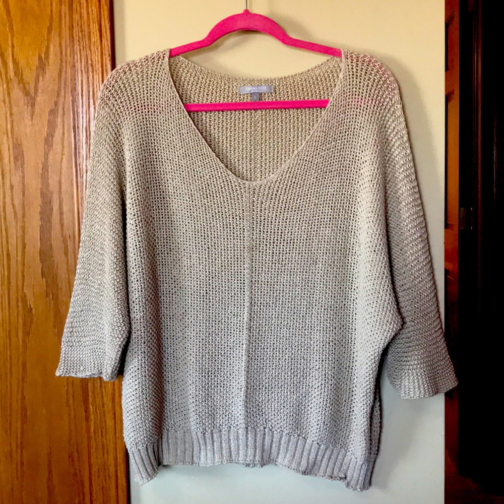 Carina Ricci 3/4 length sleeve sweater.